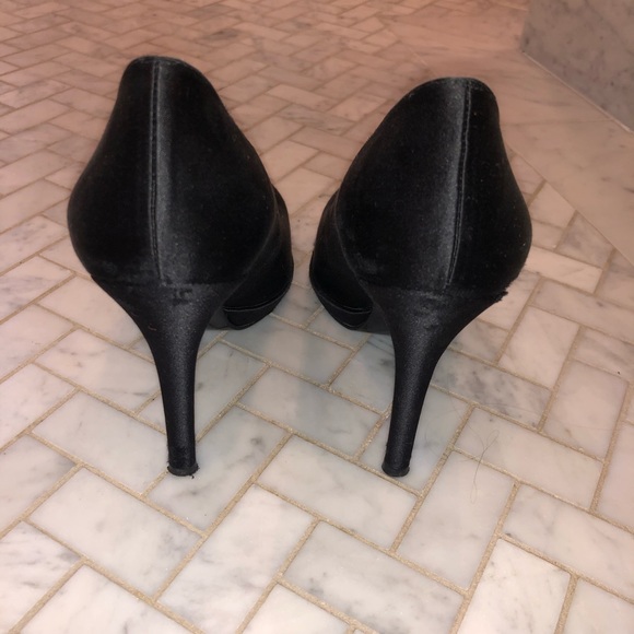 Stuart Weitzman Black Satin Heels - Picture 5 of 5
